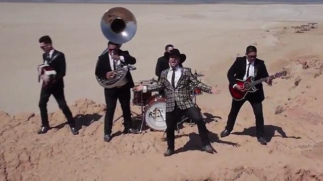 El Juguete Nacho Bustillos Videos De Musica El Garage Channel She is an actress, known for девушка познаёт мир (2014). el garage channel